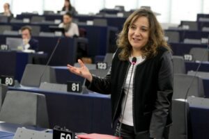 Commission Failing Women