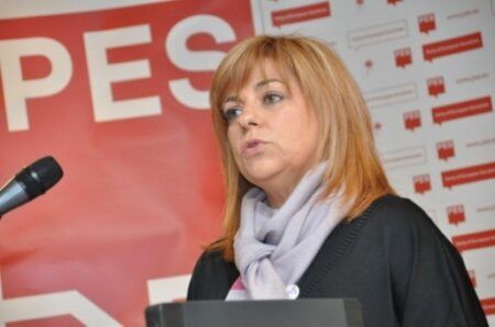 Elena Valenciano top PSOE candidate for European Elections