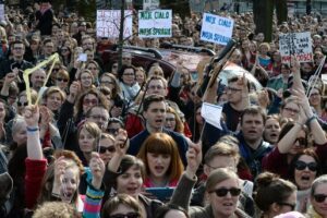 European Socialists support Polish women fighting for their  rights