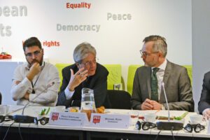 Gentiloni and progressive ministers map out new growth model for Europe