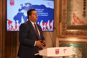 PES Migration and Integration Network calls for equal treatment of all children