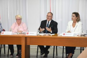 PES Migration and Integration calls for bigger efforts to protect and integrate children