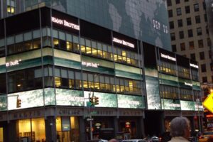 PES calls for tight grip on the financial sector 10 years after Lehman