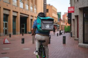 PES commends Spanish regulation that will protect riders