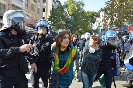 PES condemns further attempts to silence HDP by Erdoğan regime