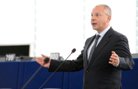 PES president: Eurozone needs new tools to better respond to economic shocks
