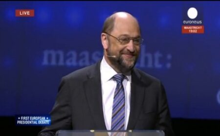 Schulz shows voters why he should be next European Commission President in  live TV debate