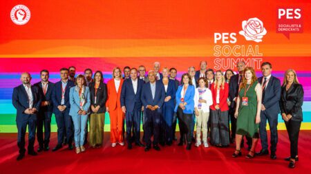 PES President Stefan Löfven and Prime Minister of Portugal António Costa with high-level members of the PES family who particiapted in the PES Social Summit in Porto, Portugal.