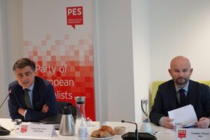 Tiago Antunes, Secretary of State for European Affairs, Portugal (left) and Yonnec Polet, Deputy Secretary-General, PES